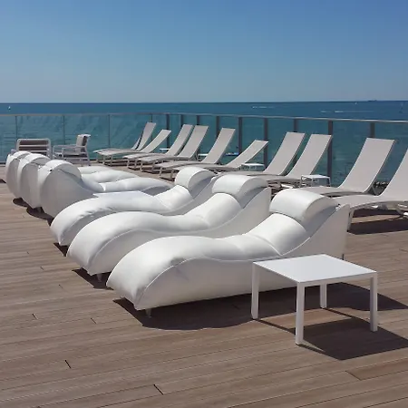 Elite ホテル カオルレ