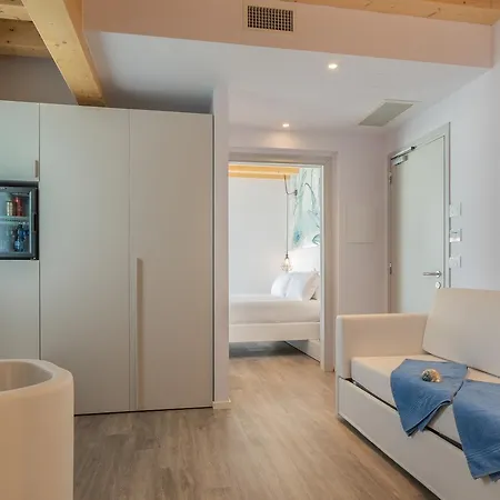 Elite ホテル カオルレ