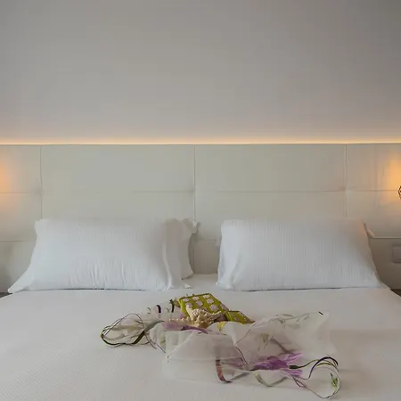 ホテル Elite カオルレ