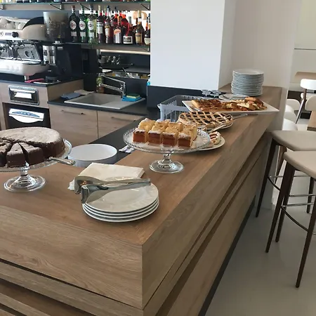 Elite Отель Каорле