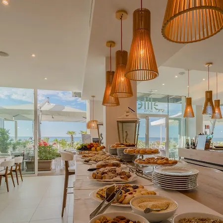 Elite Отель Каорле