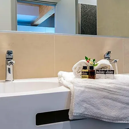 Hotel Elite 4*
