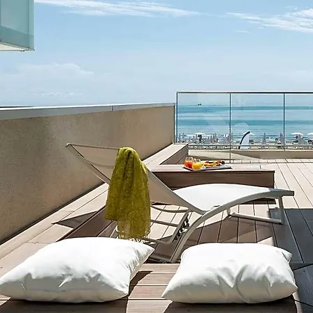 Elite Hotel