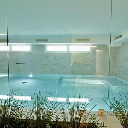 Elite Hotel