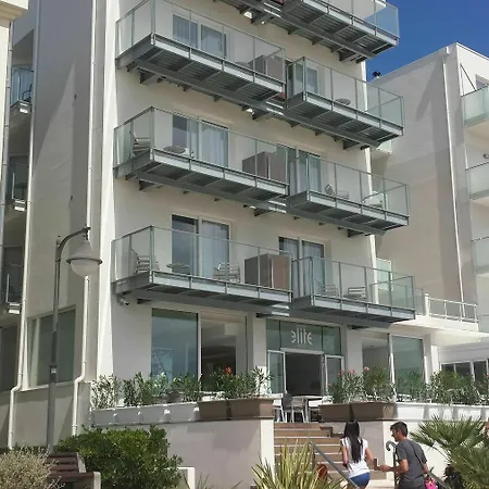 Elite Hotel 4*