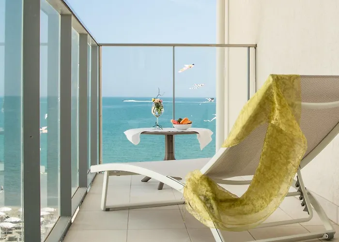 Elite كاوْرلي