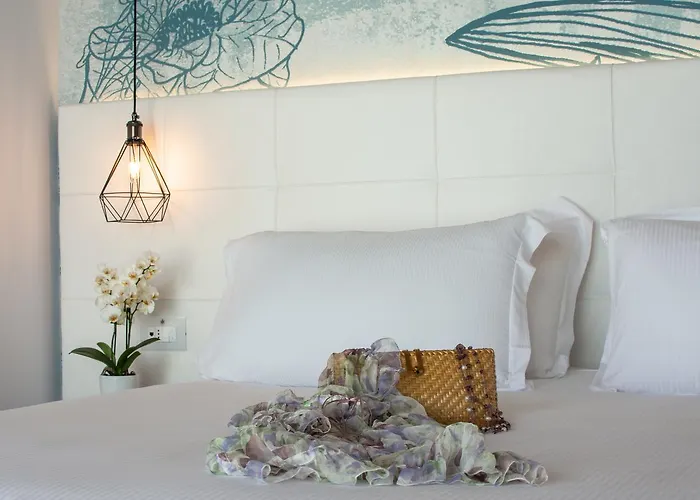 Elite 4* كاوْرلي